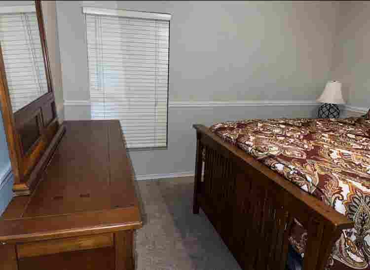 Fully Furnished Room For Rent