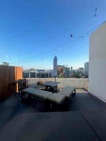 Private furnished room in Hollywood