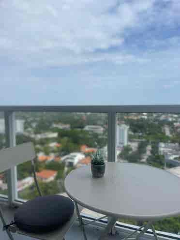 PRIVATE ROOM ENSUITE WEST BRICKELL