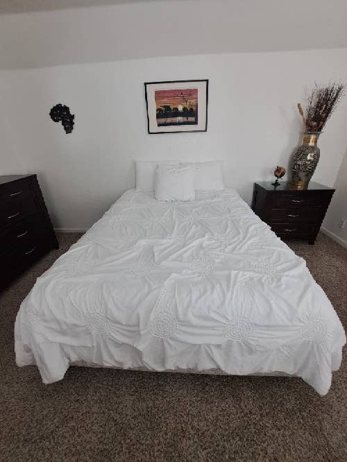 2 Fully Furnished Bedrooms