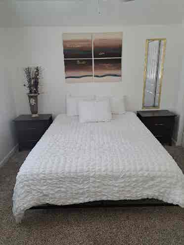 2 Fully Furnished Bedrooms