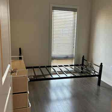 Upper Level spacious room for rent