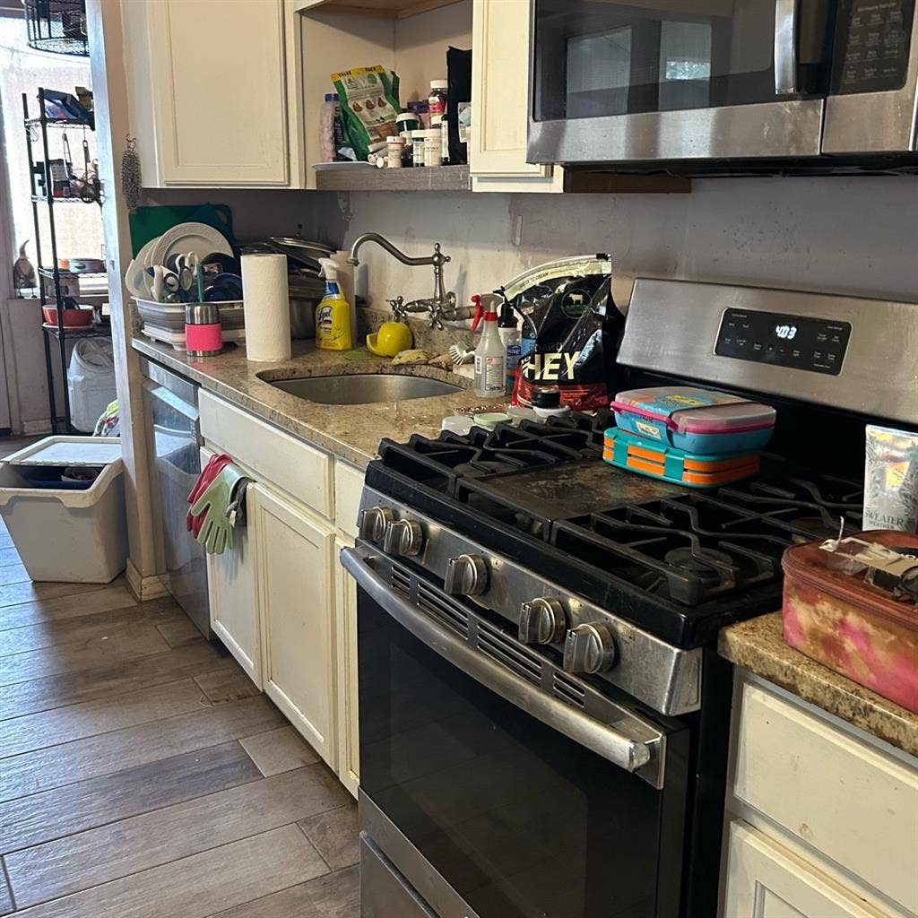 1 BR in Midtown Tucson: shared Bath