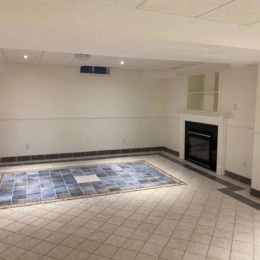 3 bedroom basement for rent