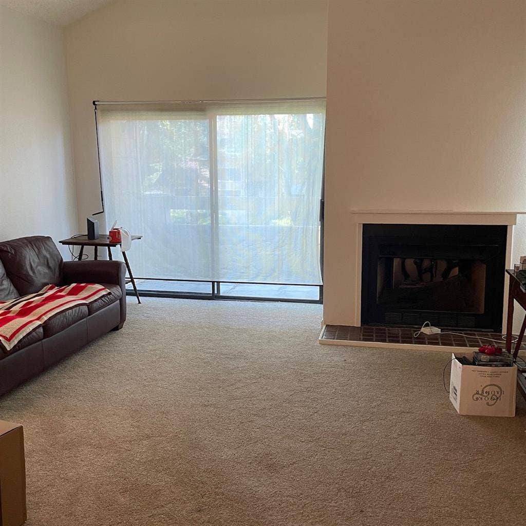 2 Bedroom Condo to Share