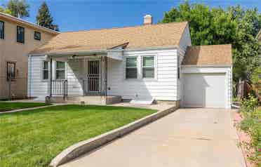 Vintage  Home with Charm - Room