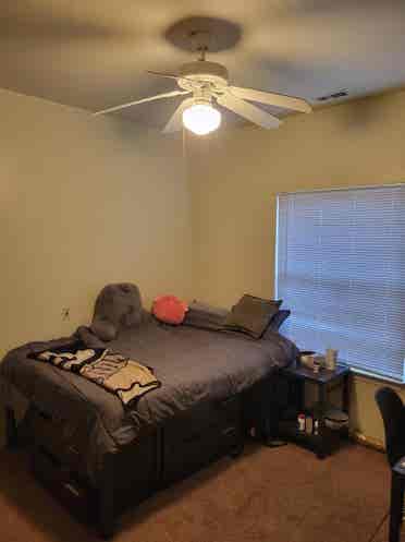 Sublease Village West Spring