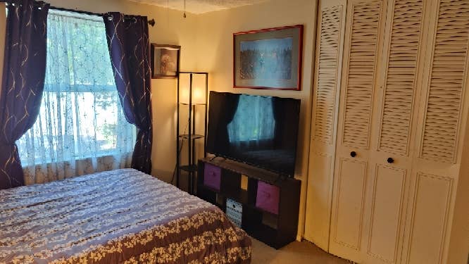 Room available in Stone Mountain