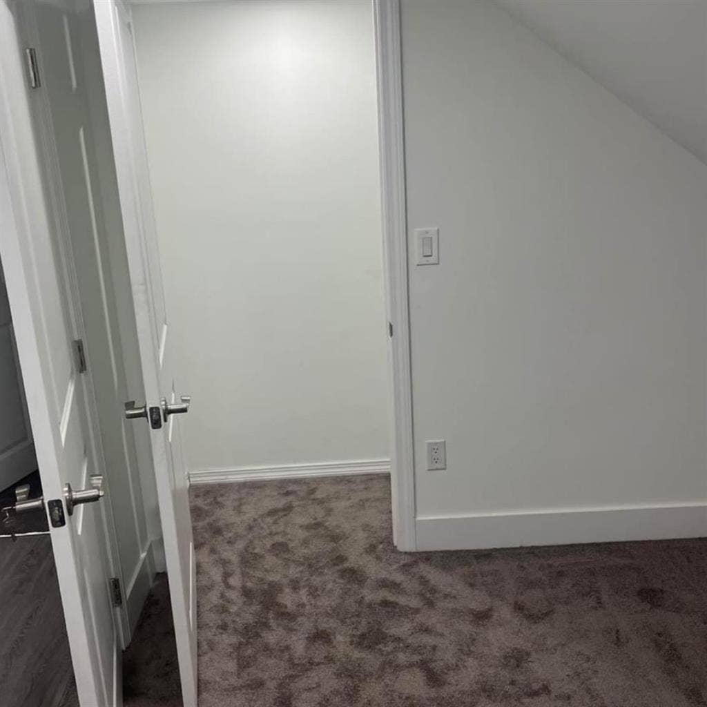 Room Available in Warren