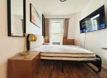 Furnished Room in Bedstuy