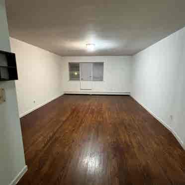 Large studio ,great location