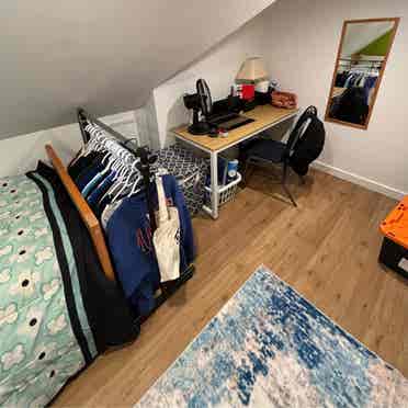 UVIC Off Campus room available