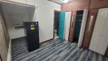 Spacious Unfurnished Room