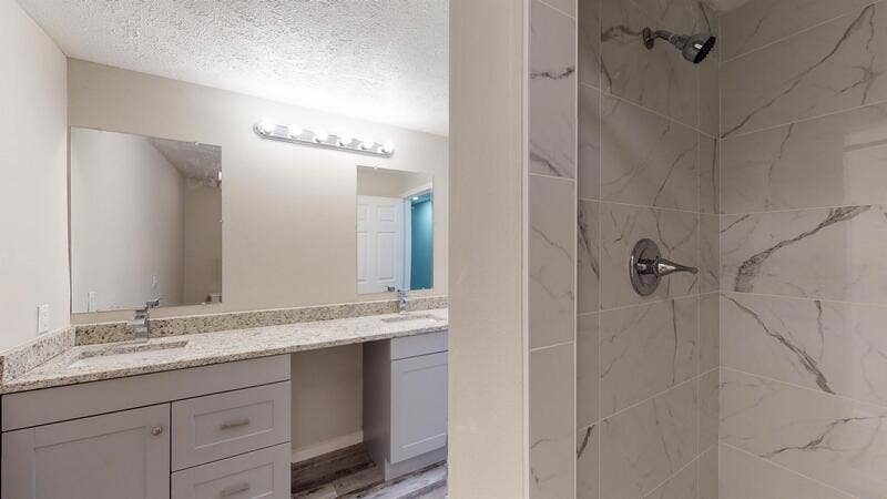 1 BR in Tampa