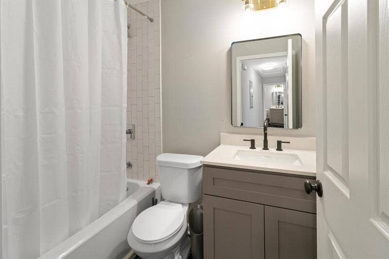 1 BR in Atlanta