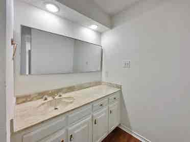 1 BR in Arlington