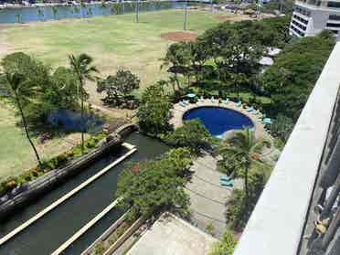 Condo in Honolulu, private room