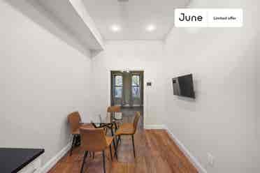 4 BR in New York City