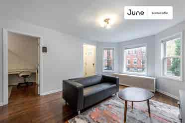 3 BR in Chicago