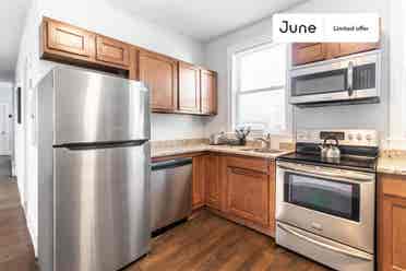 4 BR in Boston