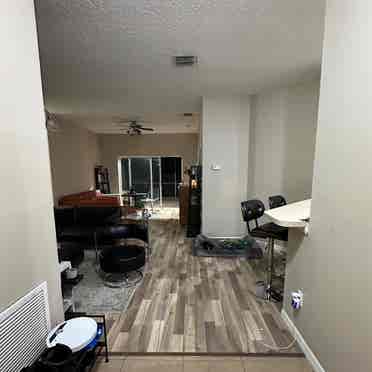 ROOM FOR RENT! CLEAN HOME! ORLANDO