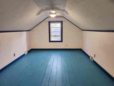 Spacious room near Lake Nokomis