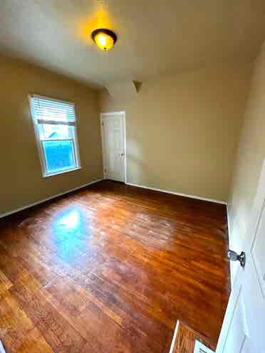 First Floor for Rent in Shared Hous