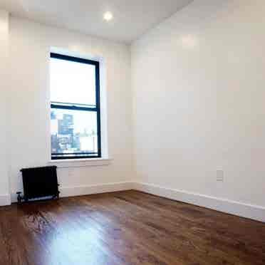 Williamsburg room for rent!