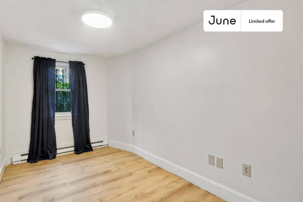 3 BR in Boston