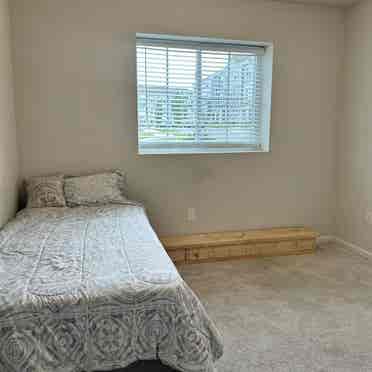 2 Furnished Bedrooms and Priv Baths