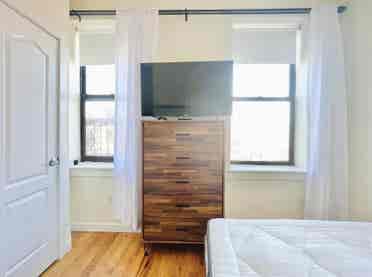 Furnished Room in Crown Heights