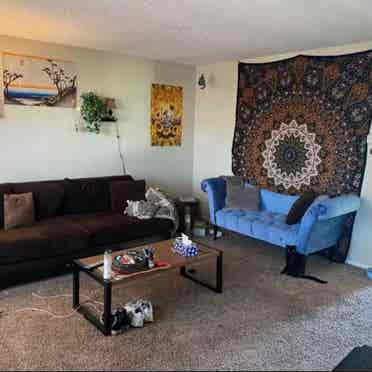 Sublease from October-July