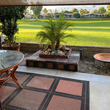 Serene Private Room in Palm Desert