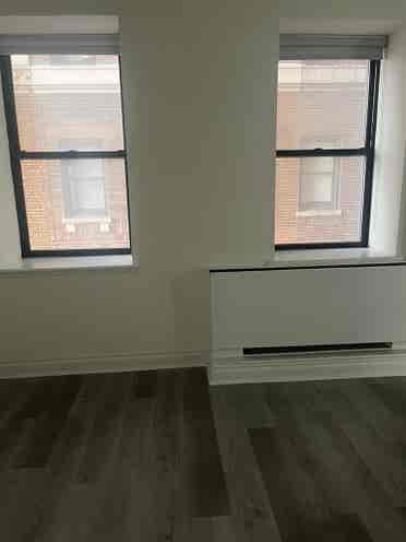 ✨Spacious Clean Room Midtown South✨