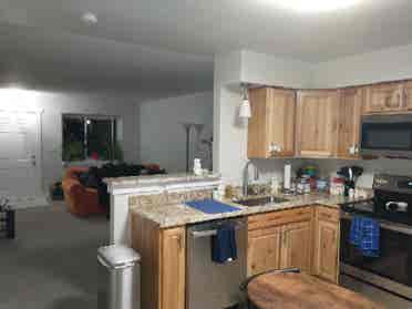 Roommate for Townhome Cimarron Hill