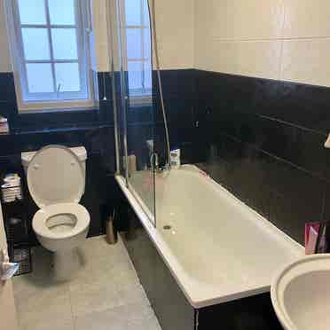 En-suite double room available!