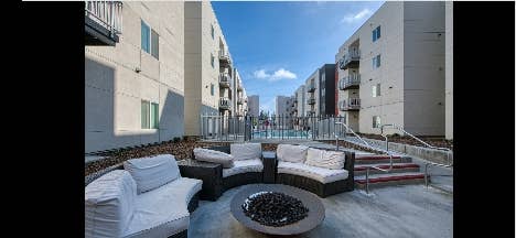 Topanga Ridge Apartments