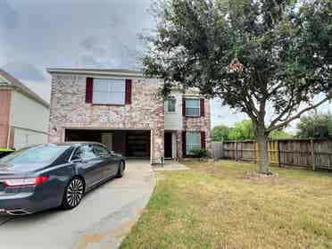 Huge Modern Cul De Sac 2story Home