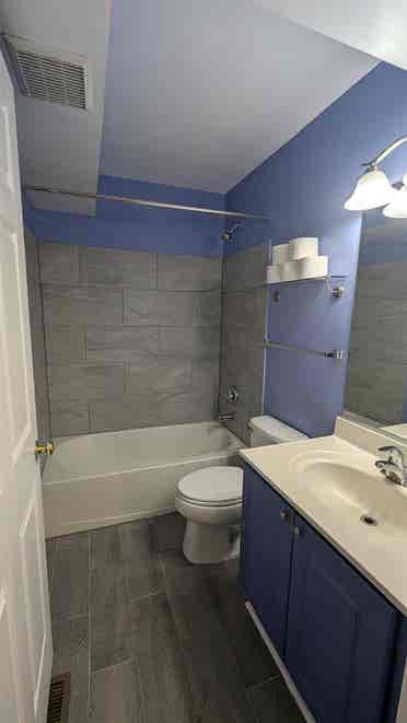 Private room and  Bathroom for rent