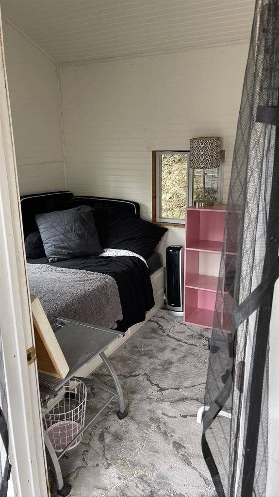 PrivateEntry Cabin Deck View Estate