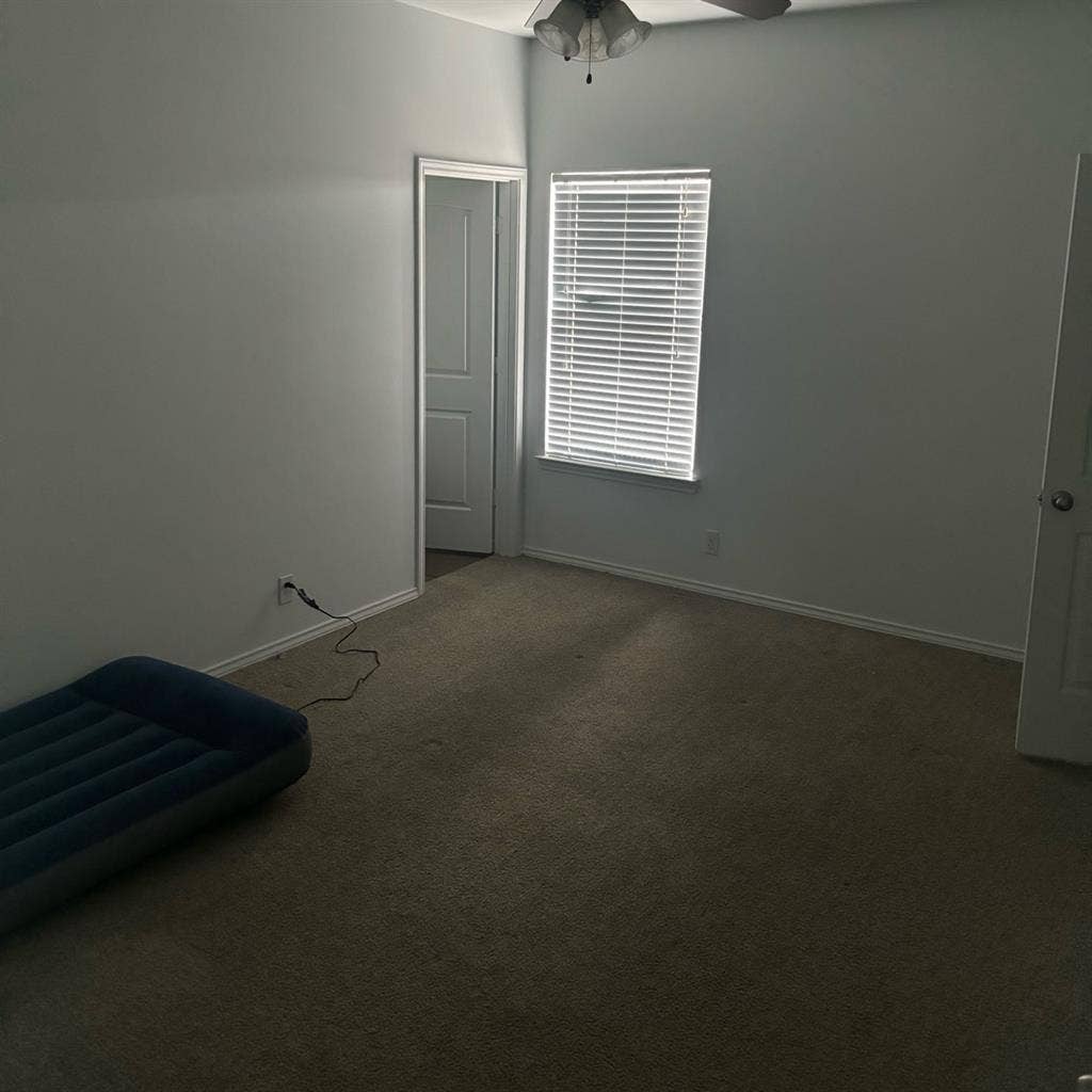 Roommate needed near UTSA