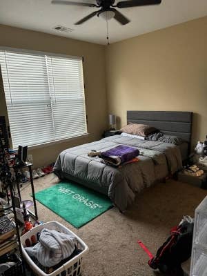 Master bedroom for rent