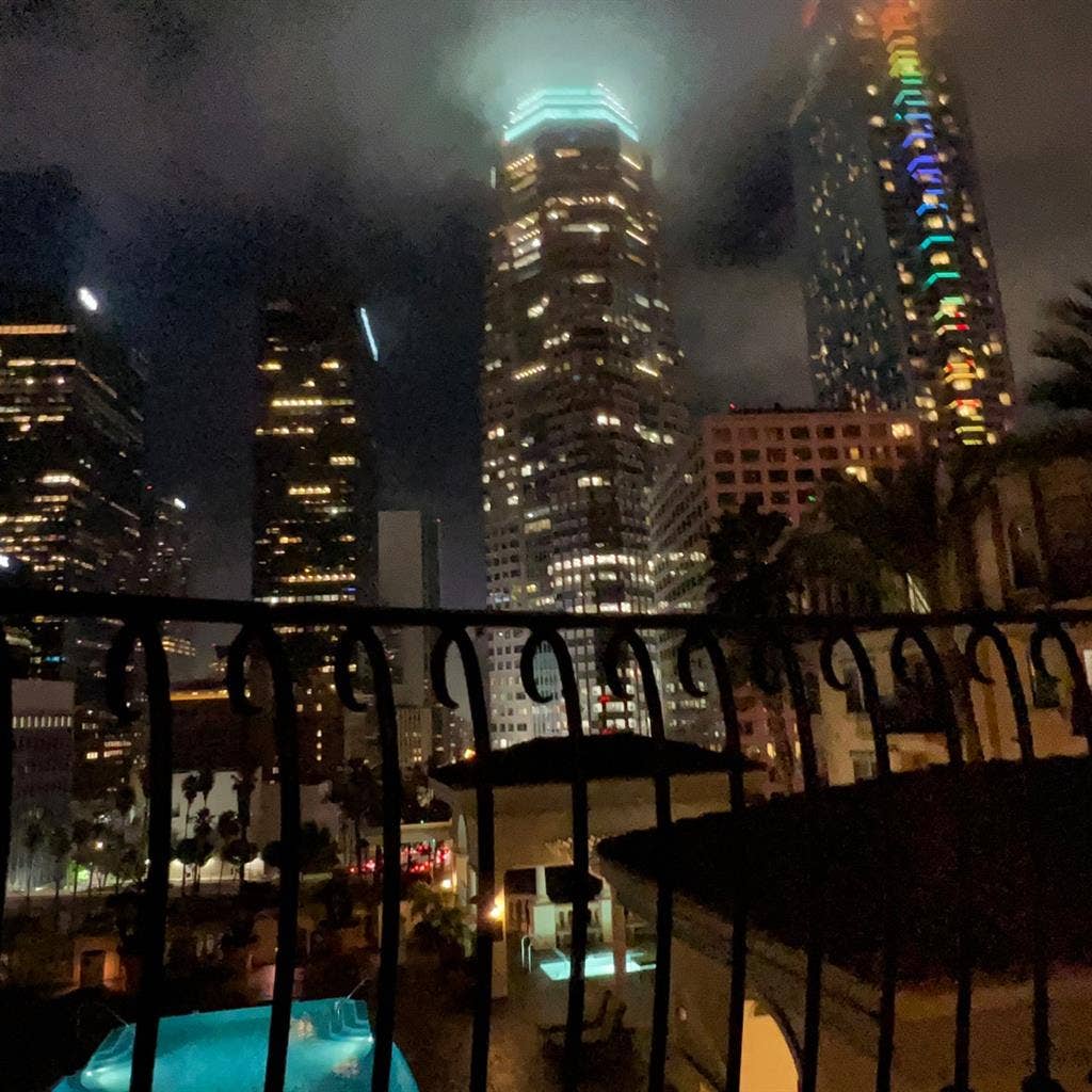 DTLA
Sublease 1 br/bath in 2br bath