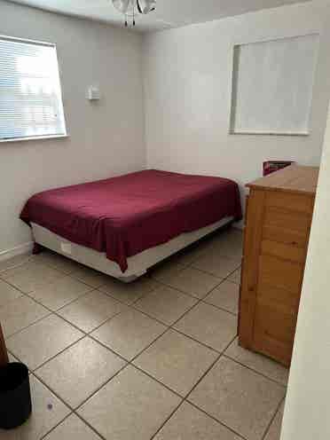 2 rooms available 
for Rent (Male)