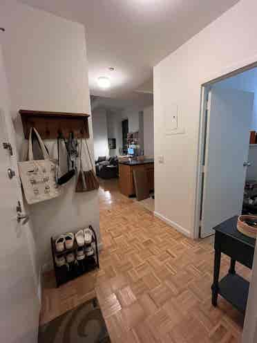 **Large one bedroom in FiDi**