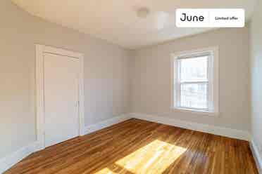 4 BR in Boston