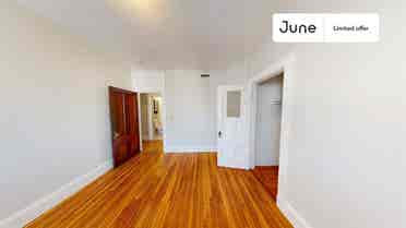 4 BR in Boston