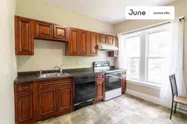 4 BR in Boston