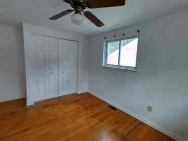 Room in Dearborn Heights