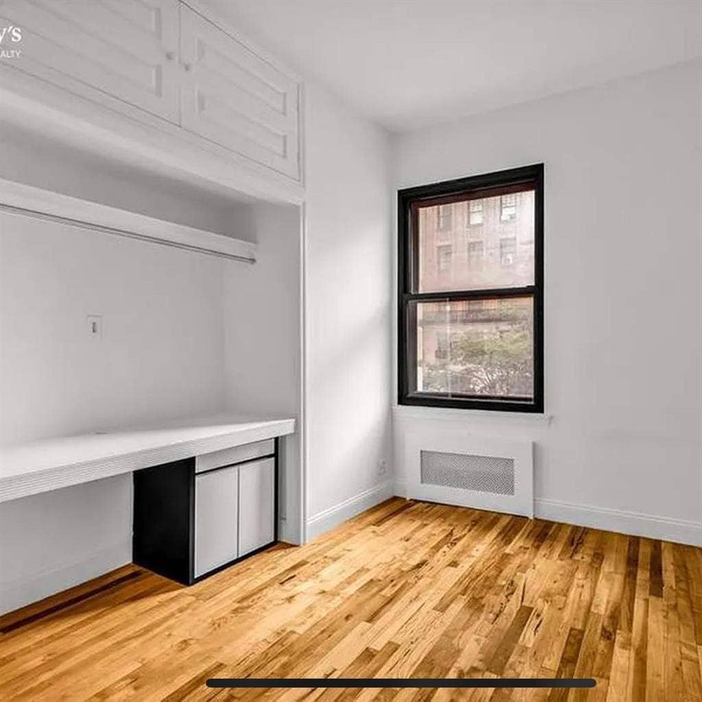 UWS 4 bedroom Christmas sublet